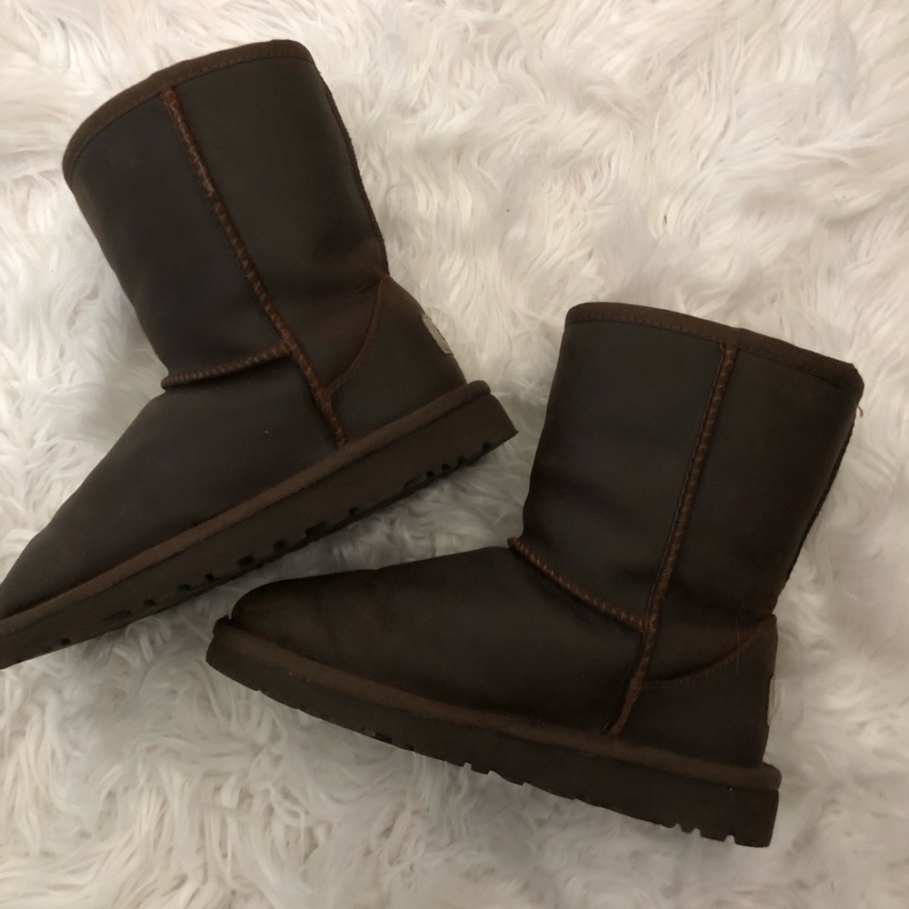 UGG Boots. 👢 - Picture 3 of 4